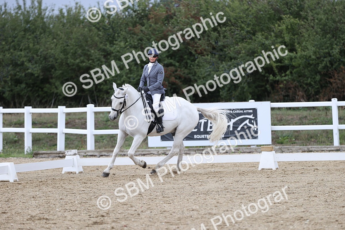 SBM_004286 - Class 9 - Novice 3 Champs