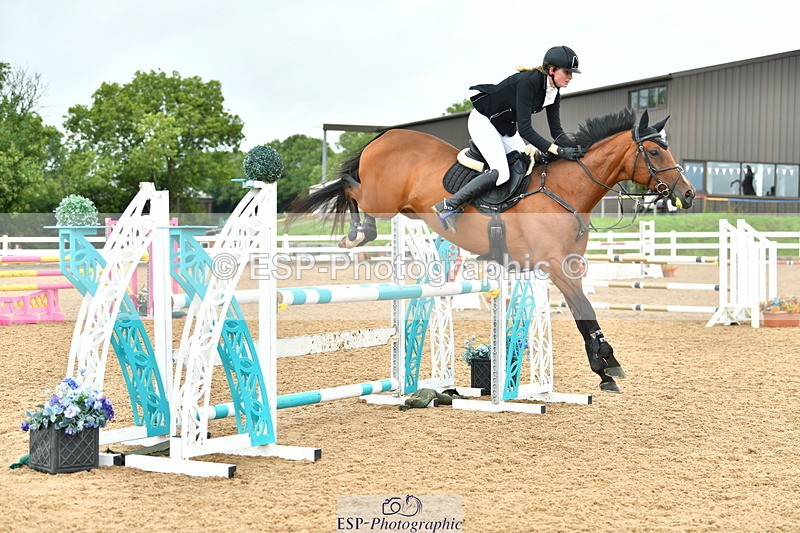 230730A-143744-10404 - Cls 35 1.05m Amateur Quali