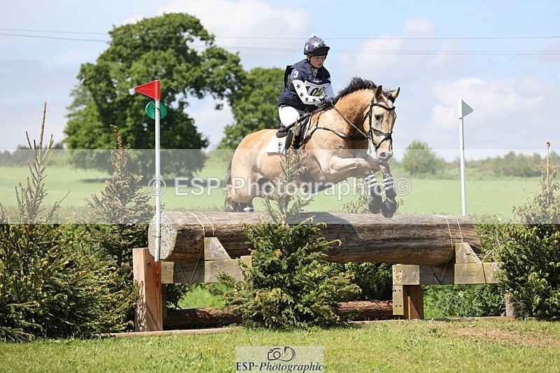 240525-130223-13410 - 109-MJM_BOBBY_DAZZLER-Rosie_Ringer