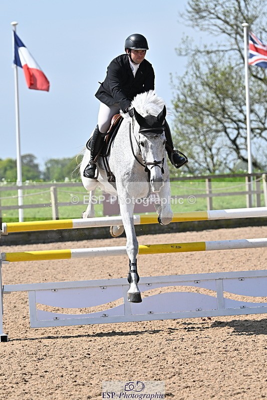 240509A-112149-01135 - Cls 9 Snr 1.20m Open