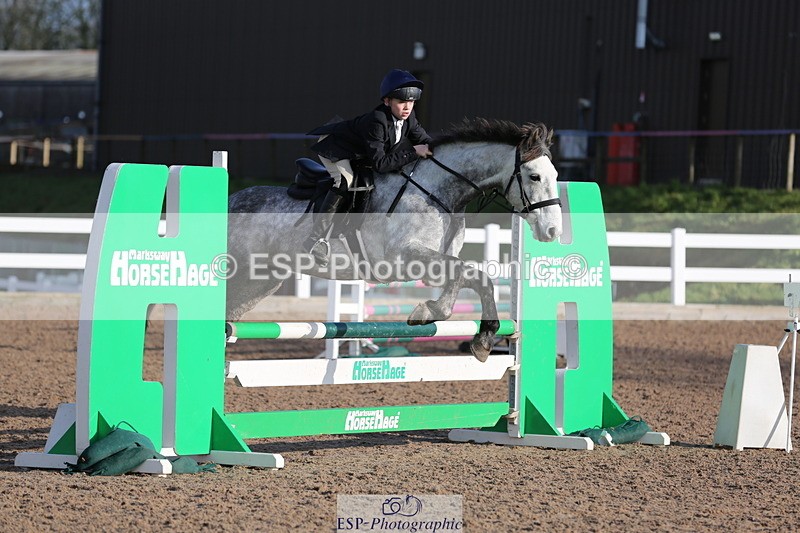 240211A-104533-01930 - Cls 2 Pony British Noivice & 80cm Open