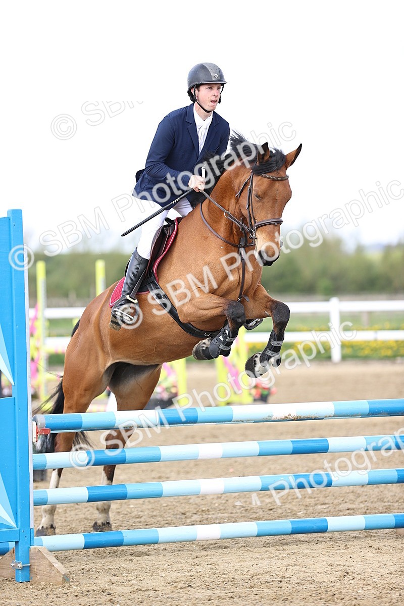 SBM_5201 - Class 9 - Senior British Novice - 90cm