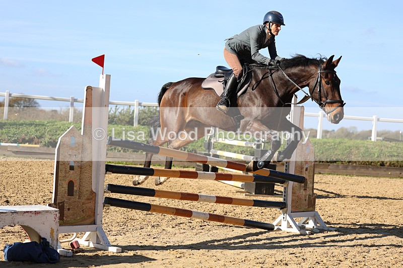 3E7A5616 - Class 7: Senior Newcomers/1.10m open
