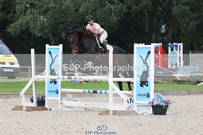 230908-155924-02699 - Cls 8 Snr 1.05m Open