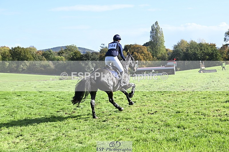 251024A-125605-11320 - B-144-Annabel.Carthy