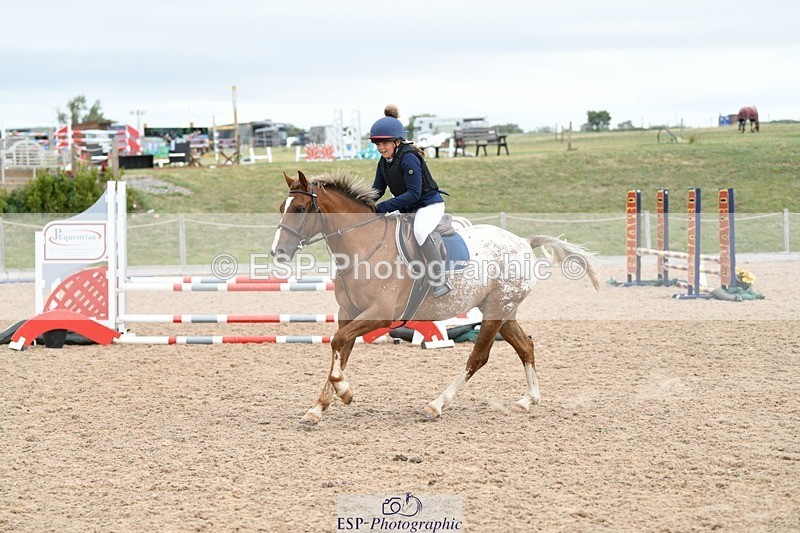 250807-130406-00976 - 70cm Round 2