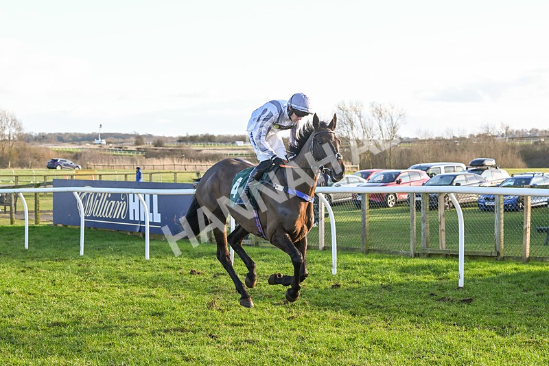 250225-Race 4-Master Breffni-8208 - Race 4