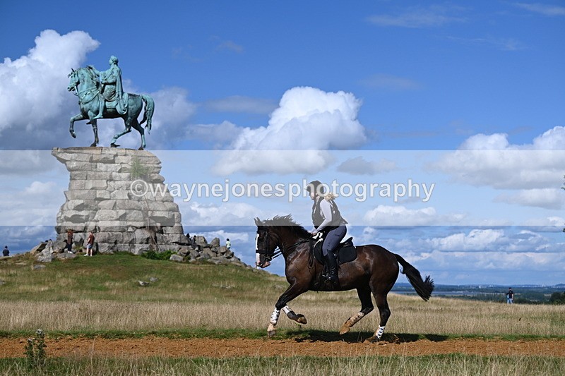 DSC_0176 - Time at Statue 15:58 to 16:05