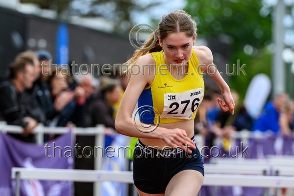 ComMast25-929165 - Track Female Set One