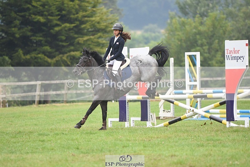 230618-101322-10310 - Cls 28 British Novice & 80cm Open