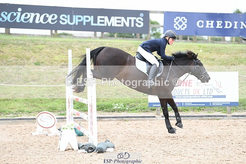 250807-110622-00460 - 90cm Round 1