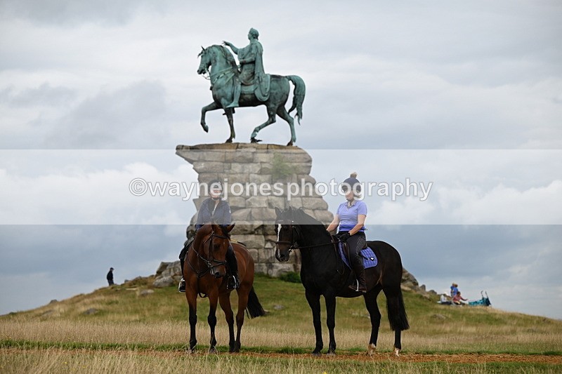 DSC_5445 - Time at Statue 11:46 to 12:16