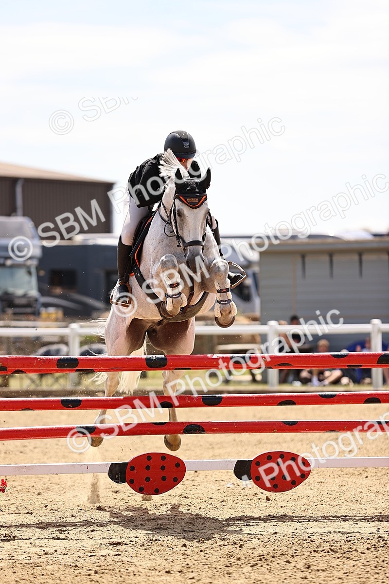 SBM_010352 - Class 9 - Senior Foxhunter - 1.20m Open