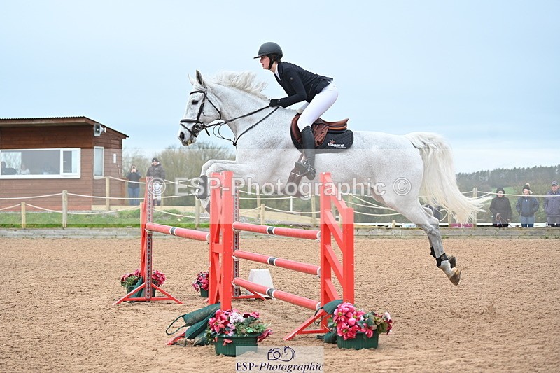 240316A-094300-02427 - Cls 13 Snr 1.05 and 1.10m Open