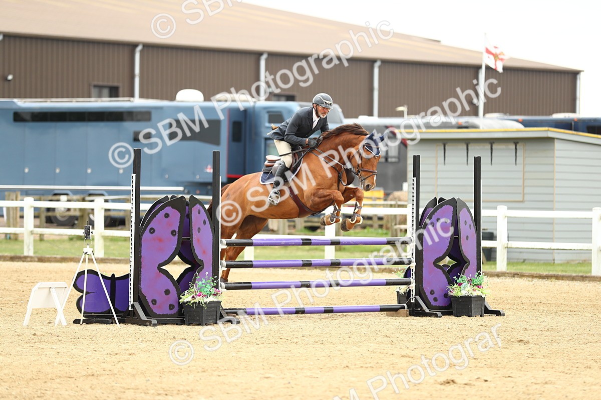 SBM_000647 - Class 3 - Senior Discovery 1m