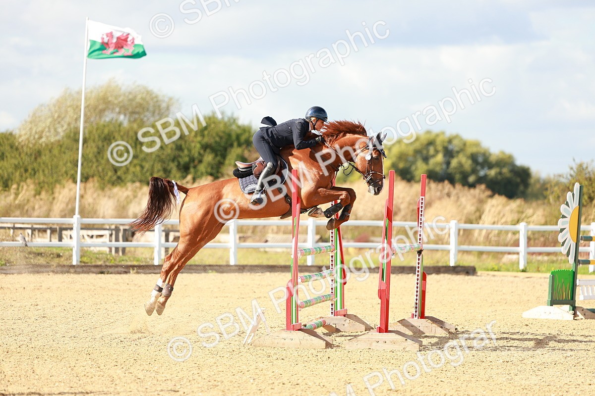 SBM_001859 - Class 5 - Senior Foxhunter - 1.20m