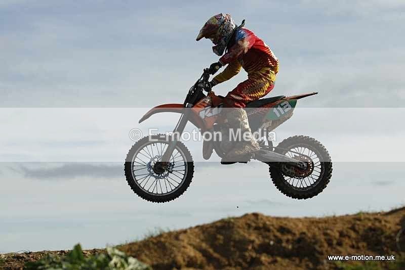 MX 291011 425 - Guernsey Championship 29/10/11