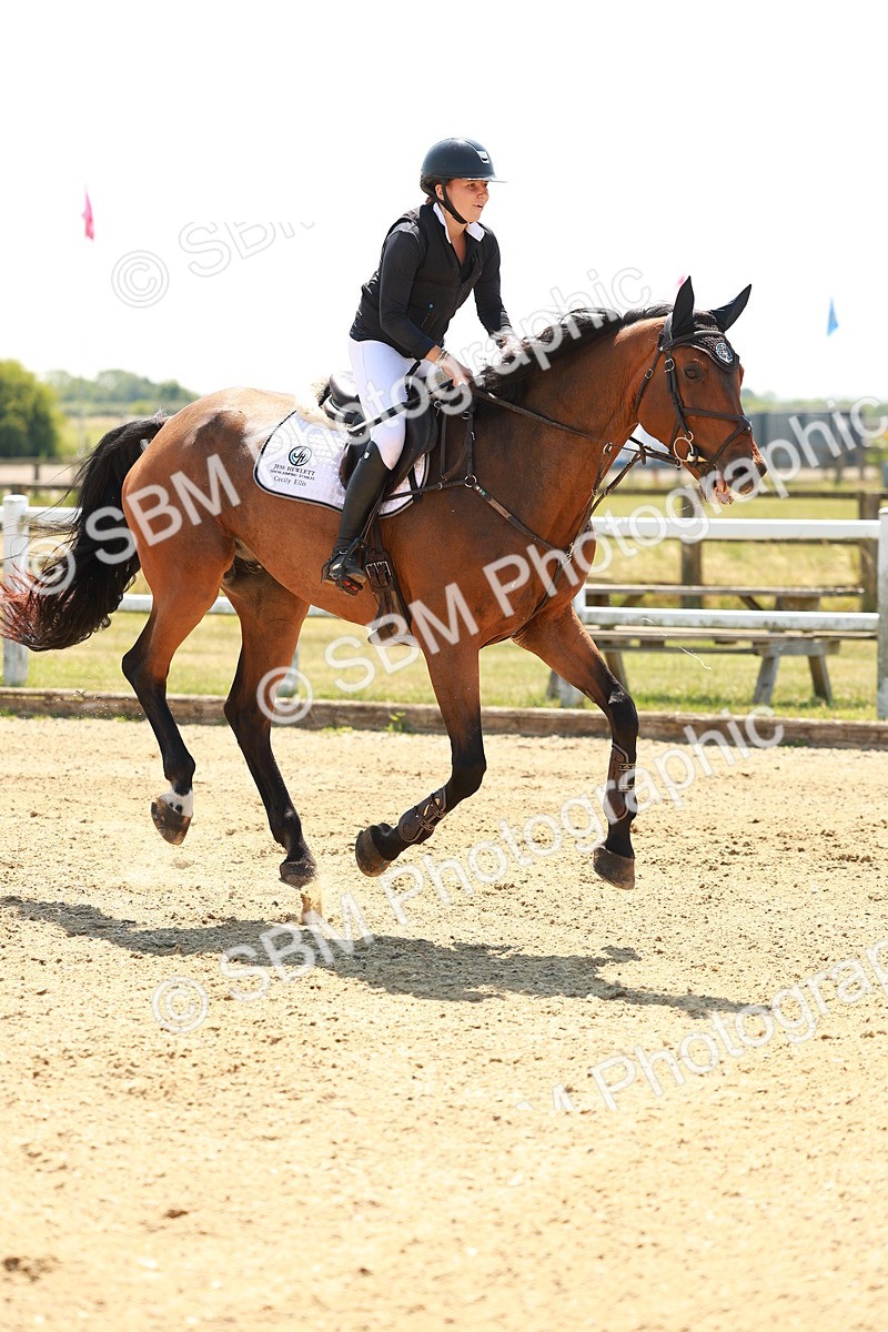 SBM_001659 - Class 4 - Senior Newcomers - 1.10m