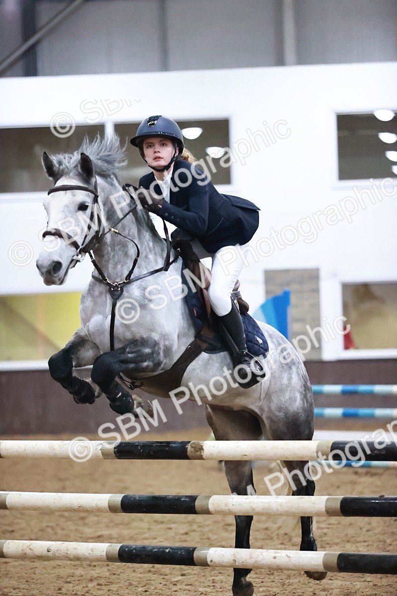 SBM_003140 - Class 13 - Blue Chip Pony Newcomers 1.00m