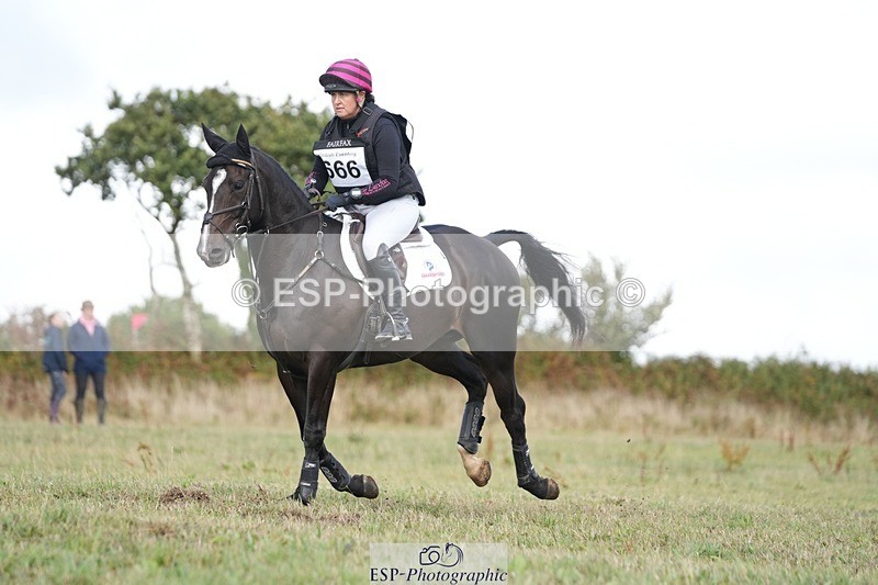 250831-151436-11927 - N-666-Lizzie.Luxton