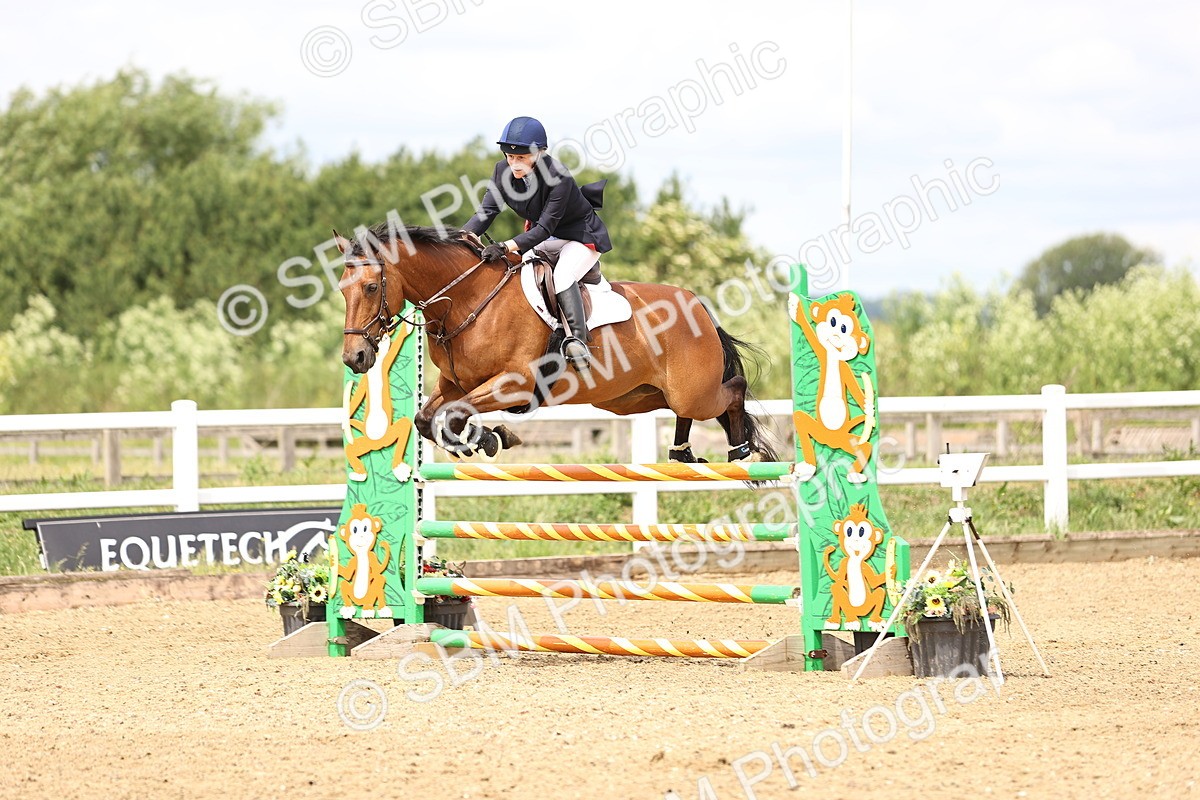 SBM_007289 - Class 18 - Senior 1.05m