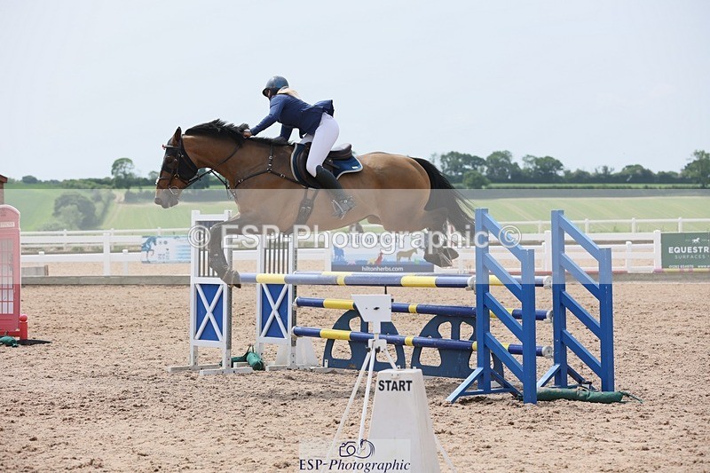 250523-115910-01155 - Cls 09 A&B  Snr Disc & 1.00m Open