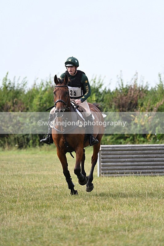 WJ7_7339 - 60cm XC Time 13:54 to 14:20