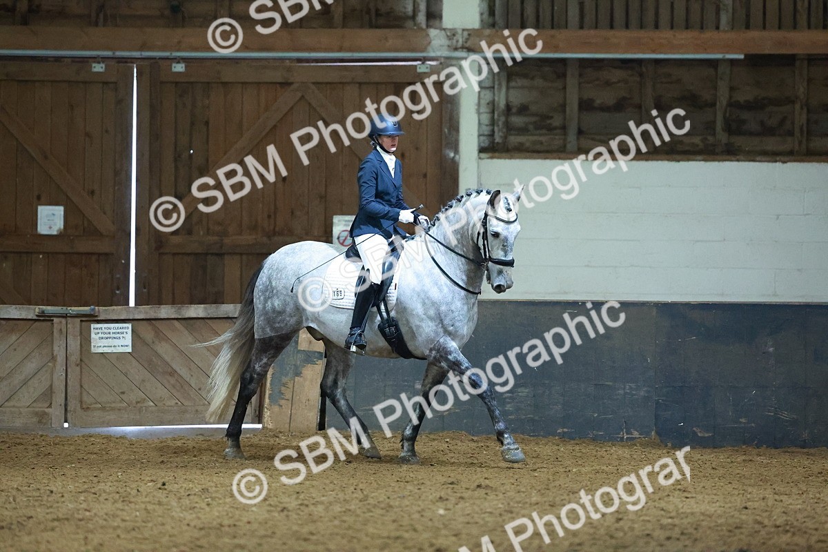 SBM_003945 - Novice 2