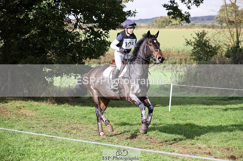 231020-135330-09211 - 108-BELGRAVE.IRENA-Lizzie.Scholefield-XC