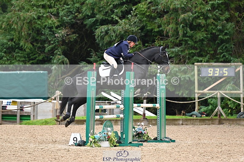 251026A-104150-23695 - D-343-Georgina.Owen