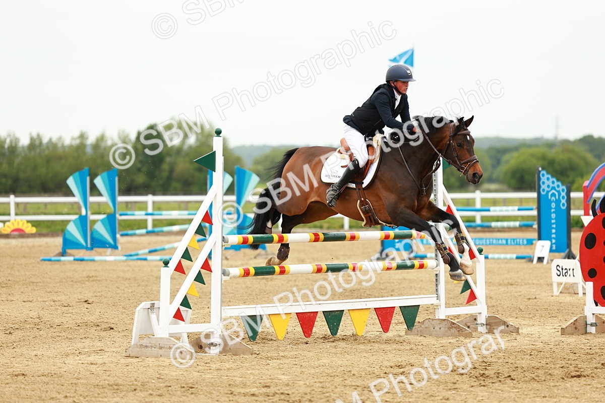 SBM_001088 - Class 4 - Senior Newcomers - 1.10m