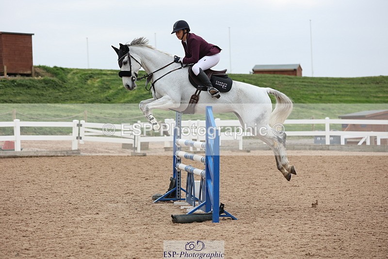 241101A-105944-01260 - FRI Cls 4 Snr 1.05m