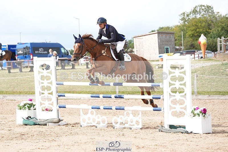 250803-163529-14586 - Cls 30 Redpost Equestrian Senior Foxhunter