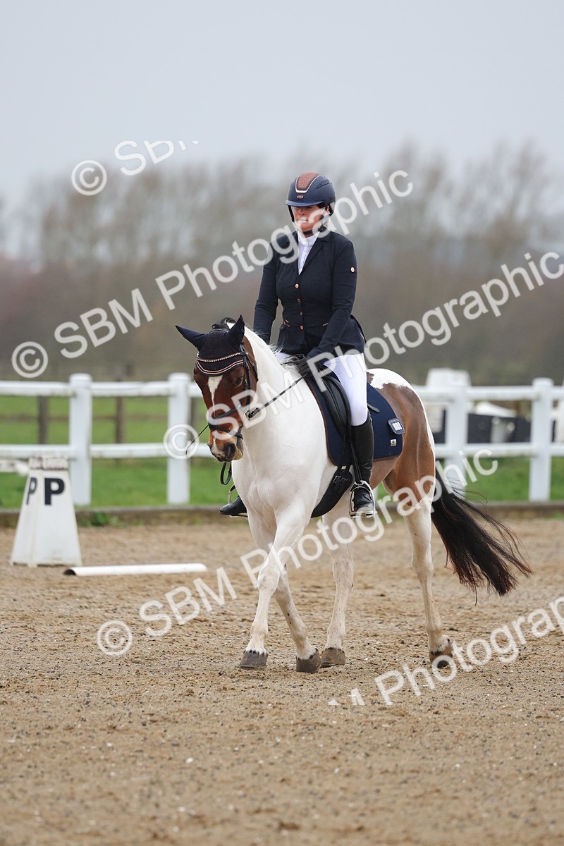 SBM_002901 - Class 6 - Novice 4