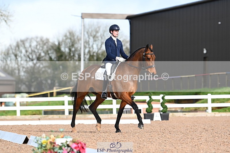 240218A-113059-06344 - 261-Angus.Corrie.Deane-Borlandeaux