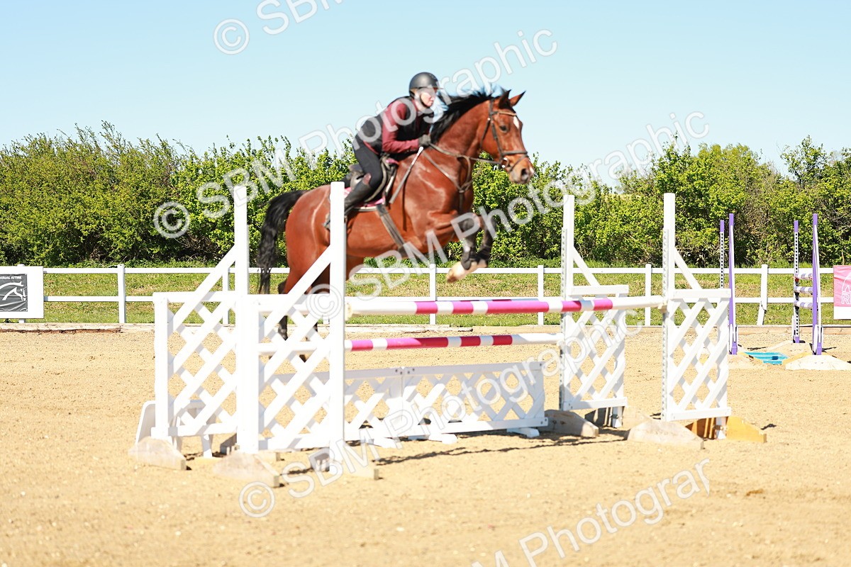 SBM_001881 - Class 5 - Senior Foxhunter - 1.20m