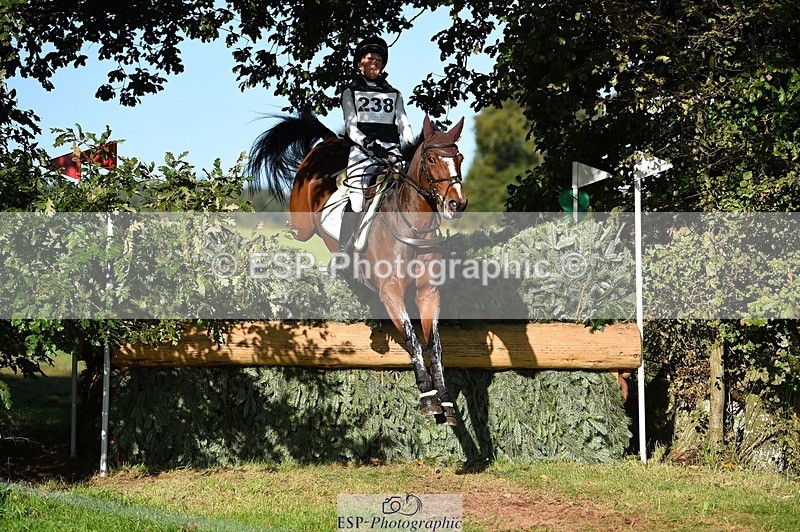 231022-105858-25547 - 238-LEXINGTON.III-Georgina.Wood-XC