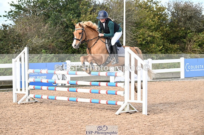 241026A-130207-00955 - SAT Cls 10 Pony Foxhunter and 1.10m Open