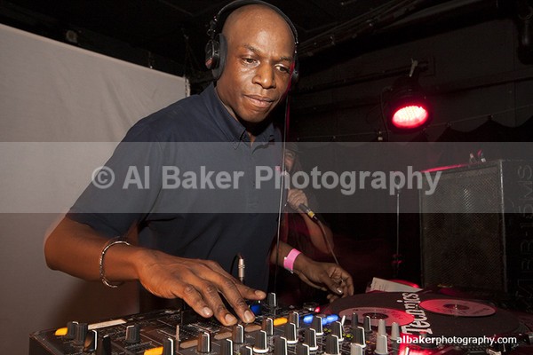 27 - Friends-&-Family @ the-roadhouse 24.04.15