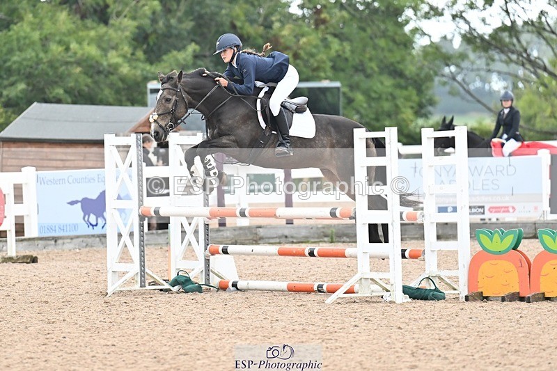 250920-124441-01172 - Cls 26+27 Club and Schools 90cm