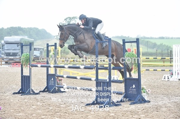 JAC_4928 - CLASS 16 SUN Senior Newcomers/ 1.10m Open