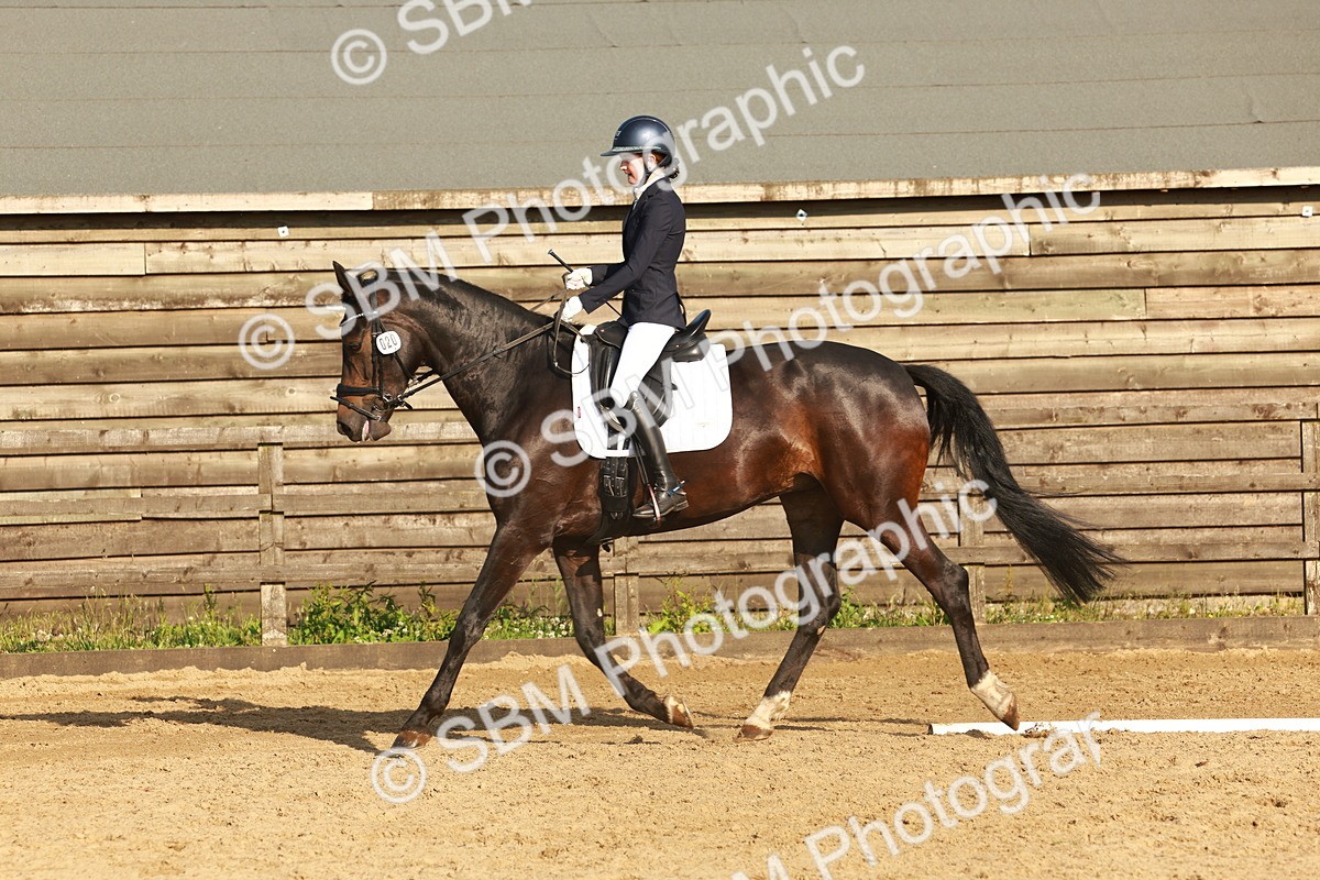 SBM_000426 - Class 5 - Novice 2