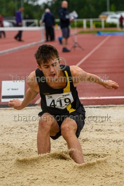 ComMast25-910453 - Field Male Set One