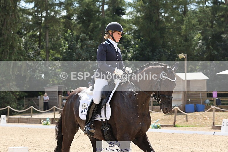 250809A-144616-04382 - 028-Sameera.RahmatallaForget.Me.Not.NE