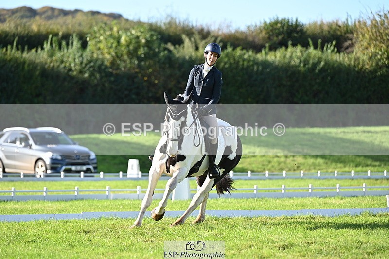 251024A-104046-08107 - F-457-Kayli.Goddard