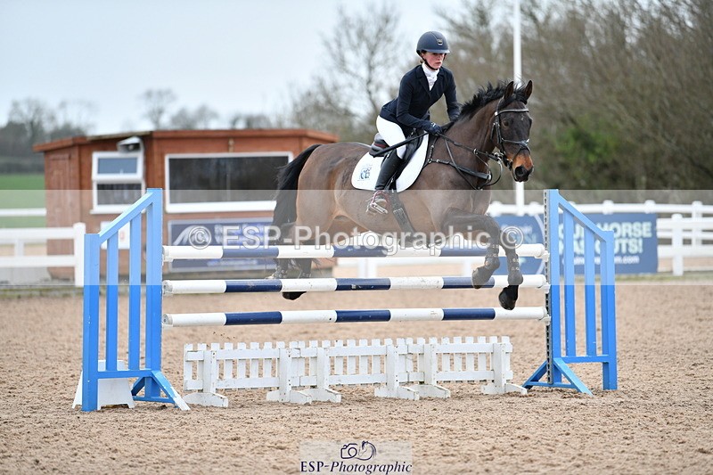 240124A-144320-00883 - Cls 5 Foxhunter & 1.20m Open