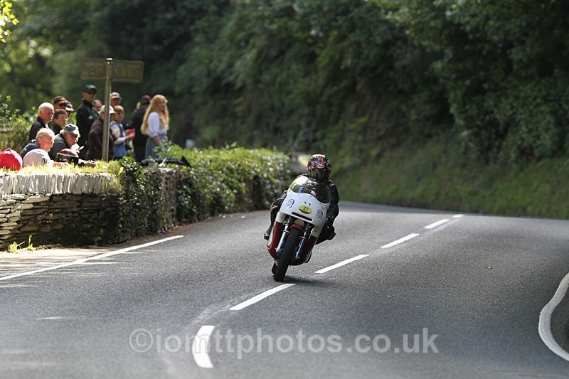 FOM_1037 - Classic TT Lap of honour