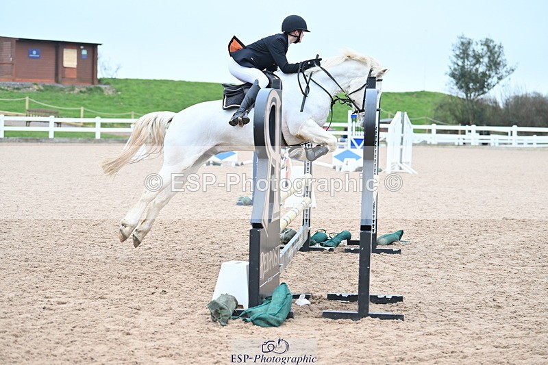 240128A-113000-00540 - Cls 3 Pony Discovery and 90cm Open