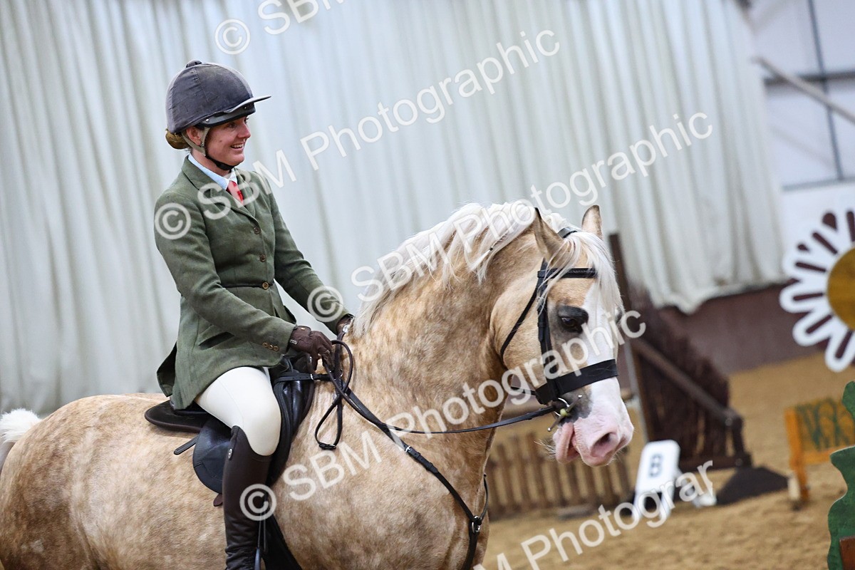 SBM_003495 - Class 37 - 80cm Training Stakes