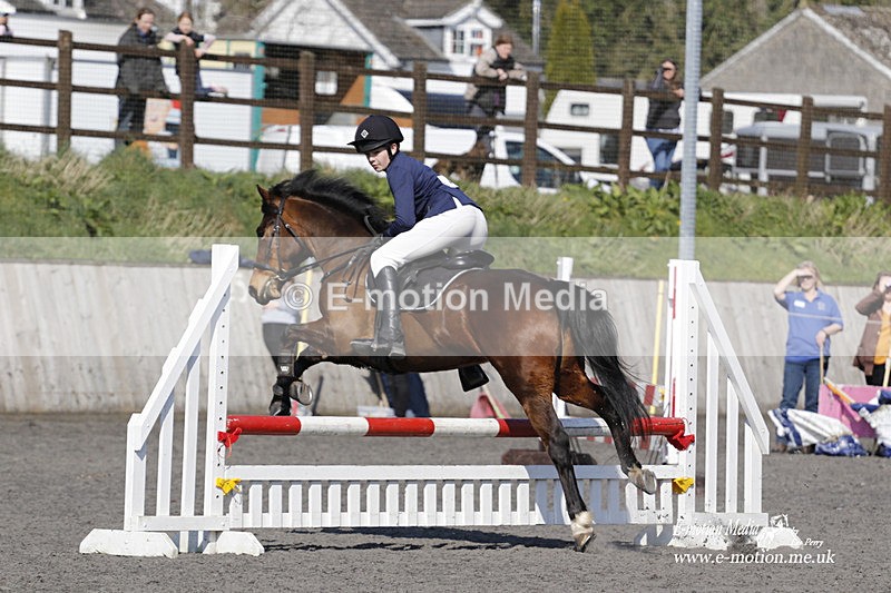_EST0716 - Bourne Valley Riding Club Winter Showjumping 27/03/22